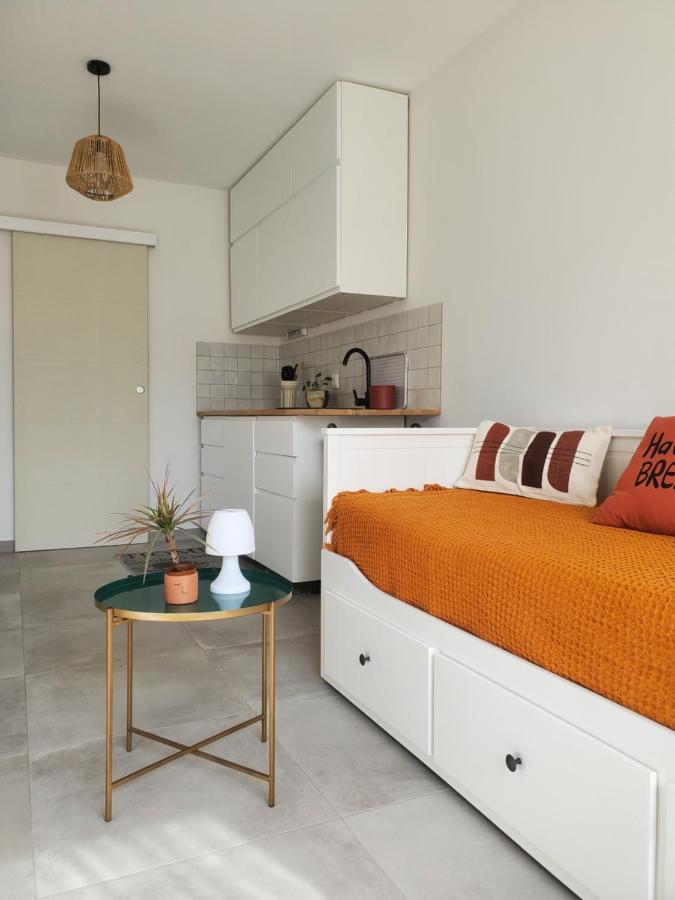 Charmant Studio Moderne Avec Exterieur "Dormir En Provence" Фонвьей Экстерьер фото